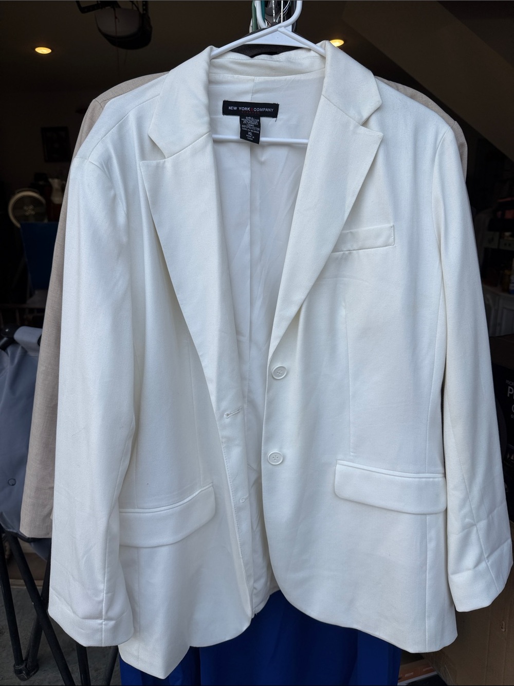 New York & Company Ivory Single-Breasted Blazer